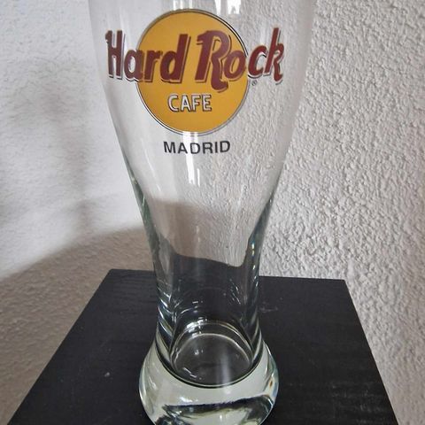 Hard Rock Cafe glass