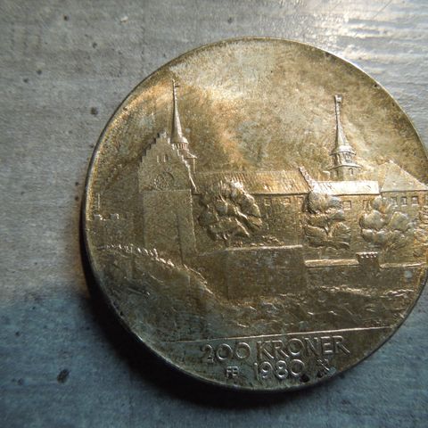 Sølv 200 kr. 1980, Akershus Festning. Usirkulert i original mappe.