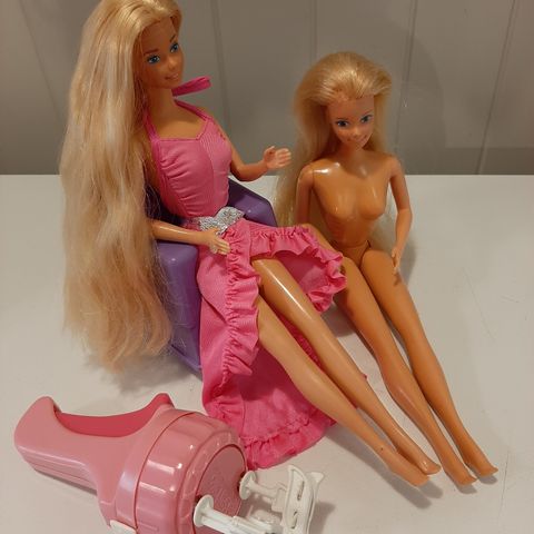 Twirly Curls Barbie 1982