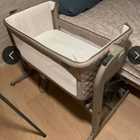 Chicco Next2Me Magic Bedside Crib