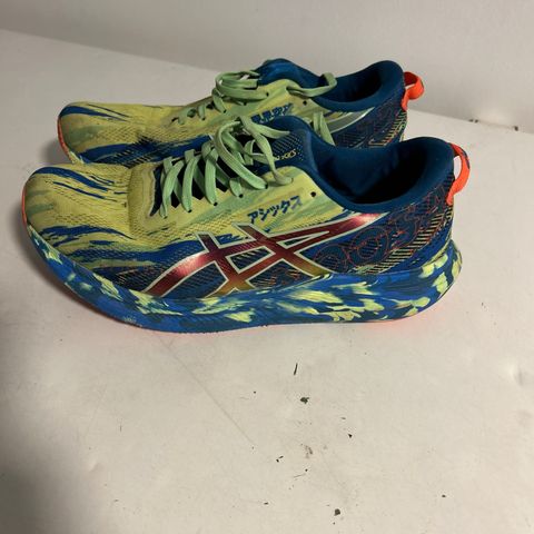 Asics Noosa tri 13 str. 43,5