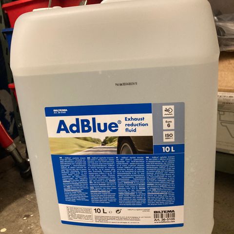 AdBlue 10 liter kanne. Uåpnet