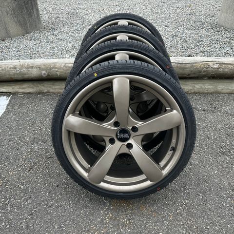 18’’ OZ look felger 4x108 med NYE UBRUKTE sommerdekk