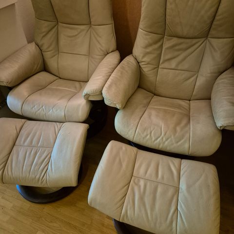 Stressless (Ekornes) med fotskammel