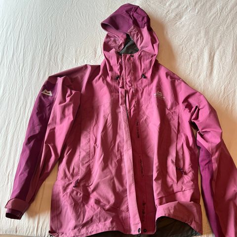 Goretex Mountain Equipment skalljakke