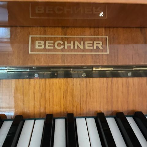 Piano Bechner
