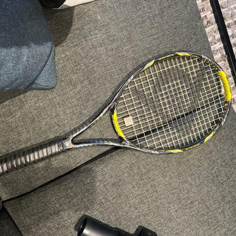 Dunlop Venom Elite tennis racket