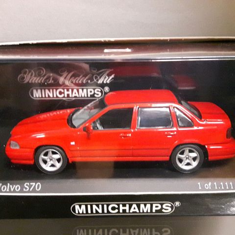 1998 Volvo S70 1:43 Minichamps