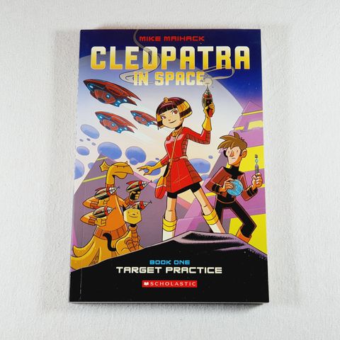 Cleopatra in Space | Book One : Target Practice | Tegneserie