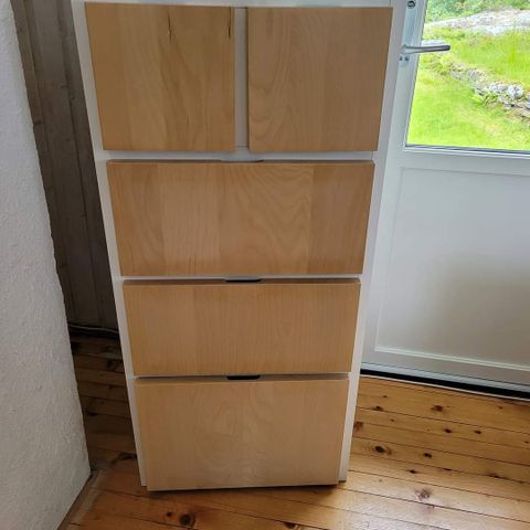 Lite brukt Ikea-skap selges rimelig