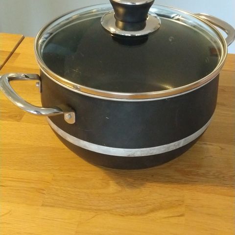 Høyang kasserolle