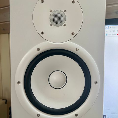 Yamaha HS8 (pair) white, hvit, studio monitors
