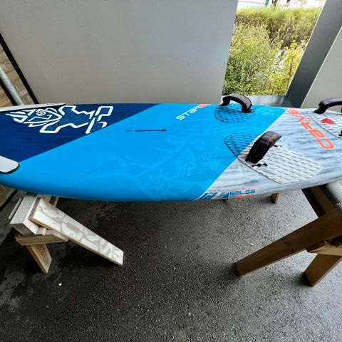 Starboard CarveIQ 124l (foil ready)