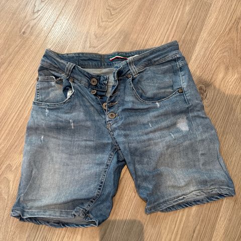 Please Ola shorts str.xs