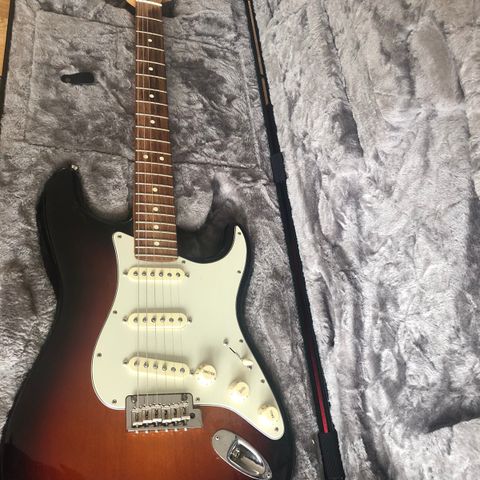 Fender stratocaster american professional