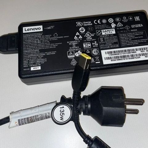 Lenovo IdeaPad Gaming AC Adapter ( ADL135NLC3A ), 20V, 6.75A / 135W