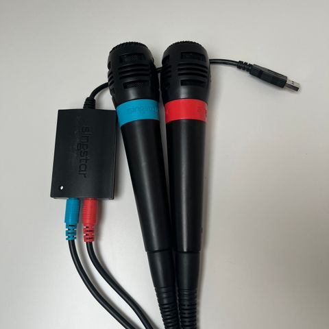 Singstar mikrofoner og spill til PS2