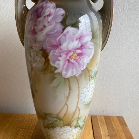 Vase i art deco/jugend - stil