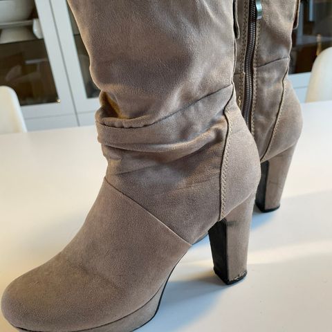 Marco Tozzi boots, strl 39