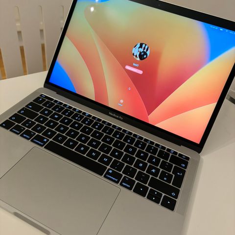 MACBOOK PRO, 13inch, 256GB,2017