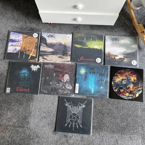 Diverse black-metal LP’er