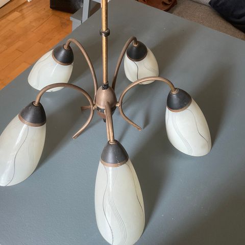 Retro lampe fra 60 - 70 tallet bud ønskes