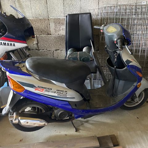 Moped Rs450