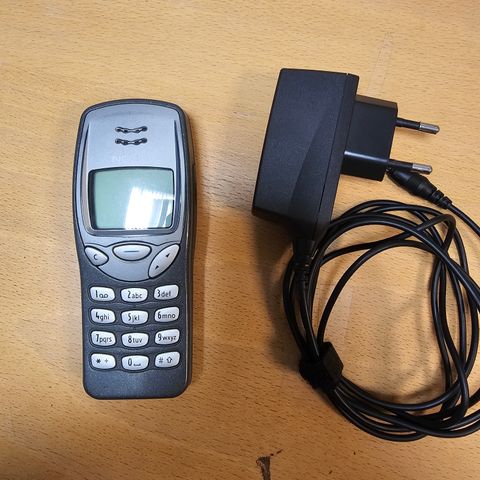 Nokia 3210