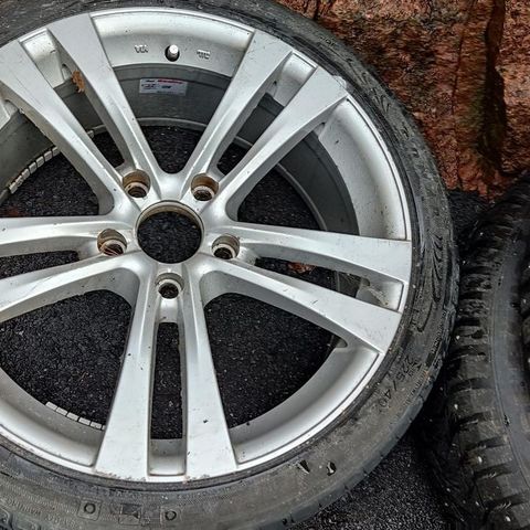 BMW sommerdekk og felger 18"