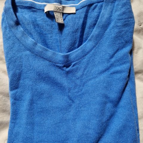 Mellomblå genser fra Esprit