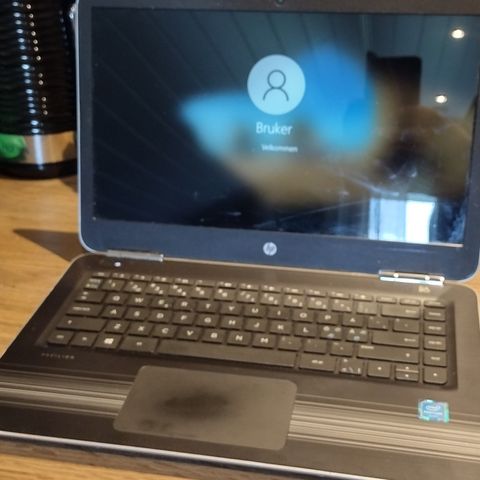 Hp Pavilion, 15.6 Full-HD, Intel cpu , ssd, 4gb, win10 ++