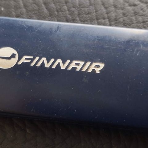 Lint Brush og Shoe  horn fra Finnair. Flyselskap