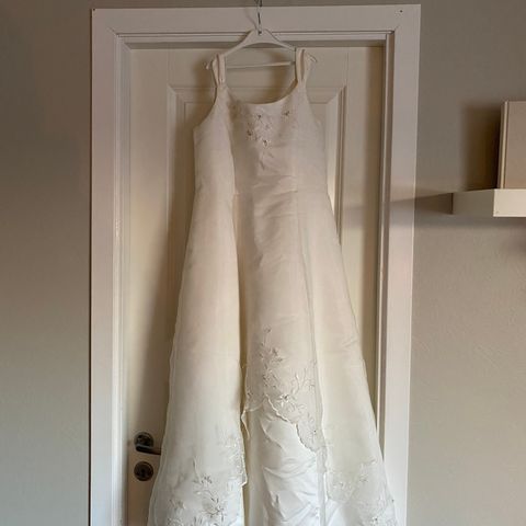 Brudepike-kjole fra Agape
