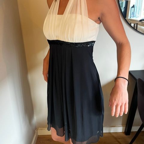 Kjole fra 2010, kjøpt i USA