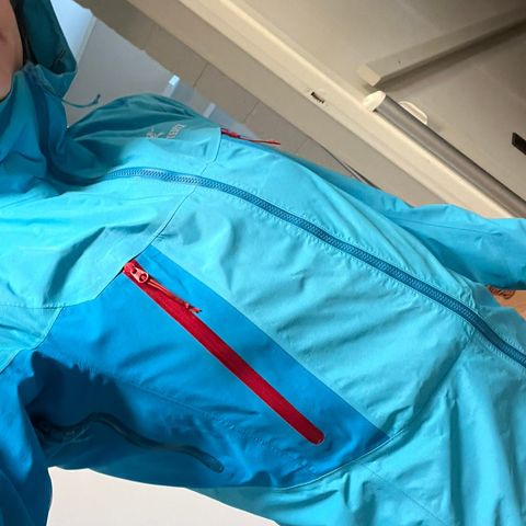 Arc’teryx Goretex jakke damemodell