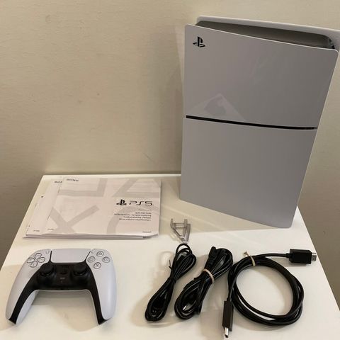 PlayStation 5 Slim Standard Edition (2023) 1TB