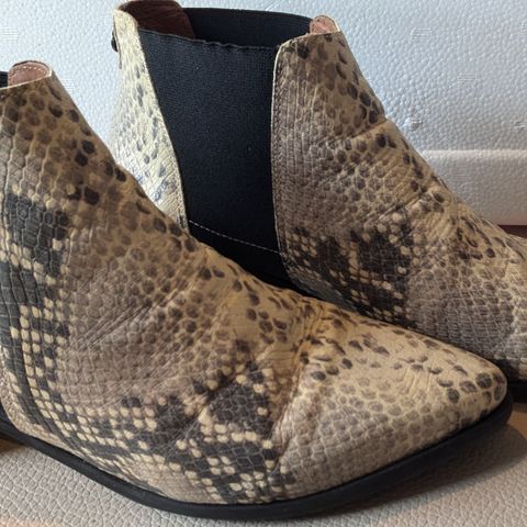 Boots animalprint fra Sixtyseven str. 39