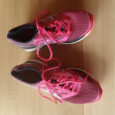 Asics joggesko str.39