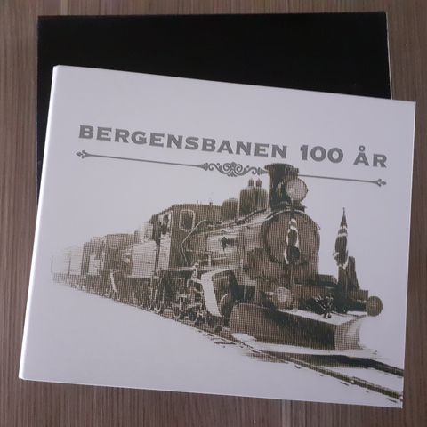 Postens bok Bergensbanen 100 år - Uten brev/frimerker - Gis bort- Kan sendes
