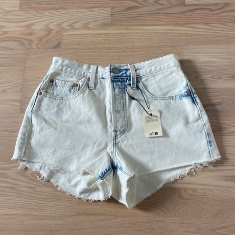 Levis shorts