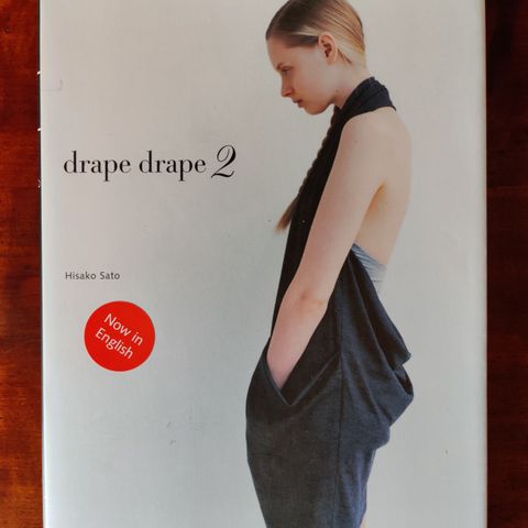Drape Drape 2 - Sybok - Klær -Symønster - Hisako Sato