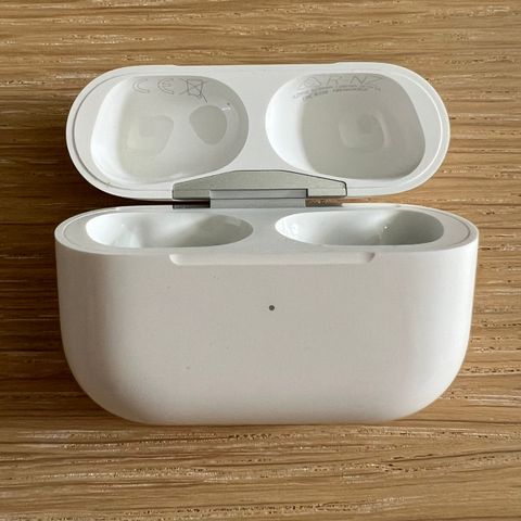 Apple AirPods 2. generasjon Case / Etui