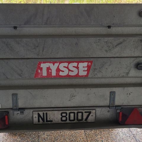 Tysse tilhenger-reparasjonsobjekt