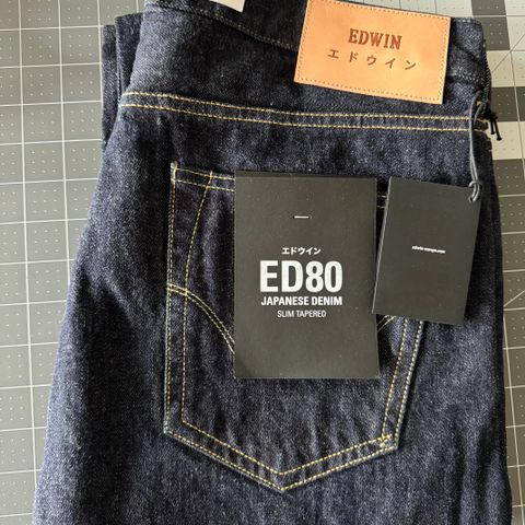 Edwin ED80 - 32x32 - Slim tapered jeans - Red listed japanese selvage denim 14oz