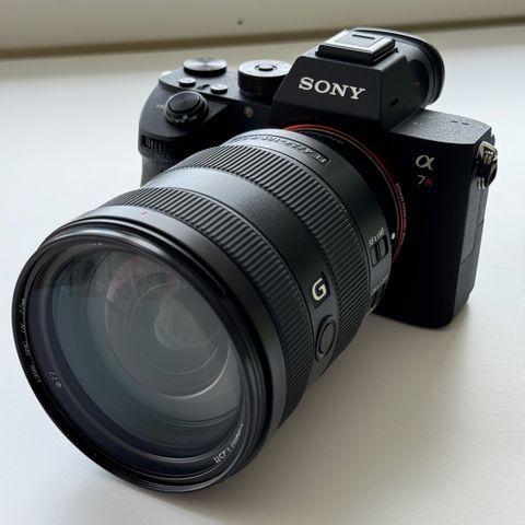 Sony A7R III A & FE 24-105mm f/4 G OSS