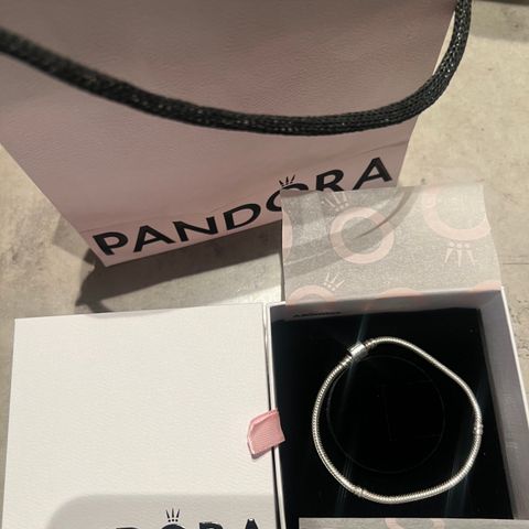 Pandora-armbånd!