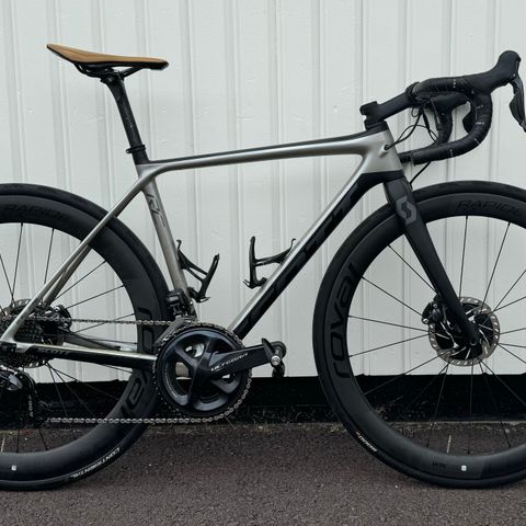 Scott Addict 15 DI2 fra 2019.