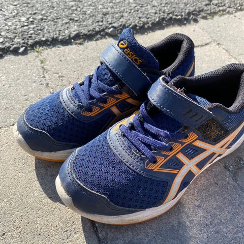 Asics joggesko str 28,5