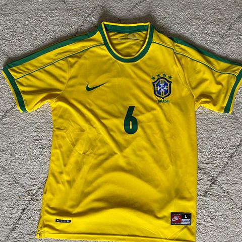 Brasil 1998 hjemmedrakt