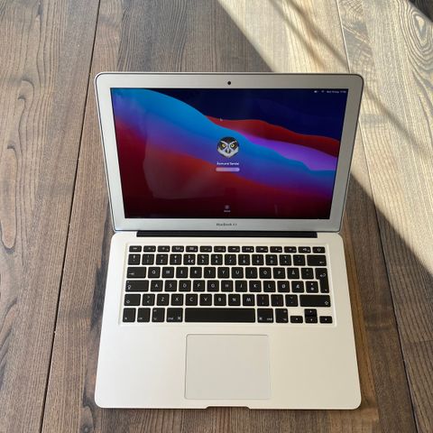 Macbook air 13,3" 2013 selges!